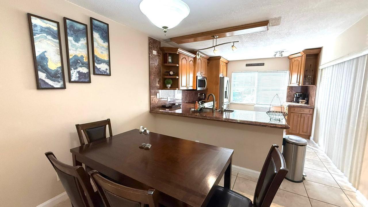 40 Essex Court # C, Royal Palm Beach FL 33411 photo 5