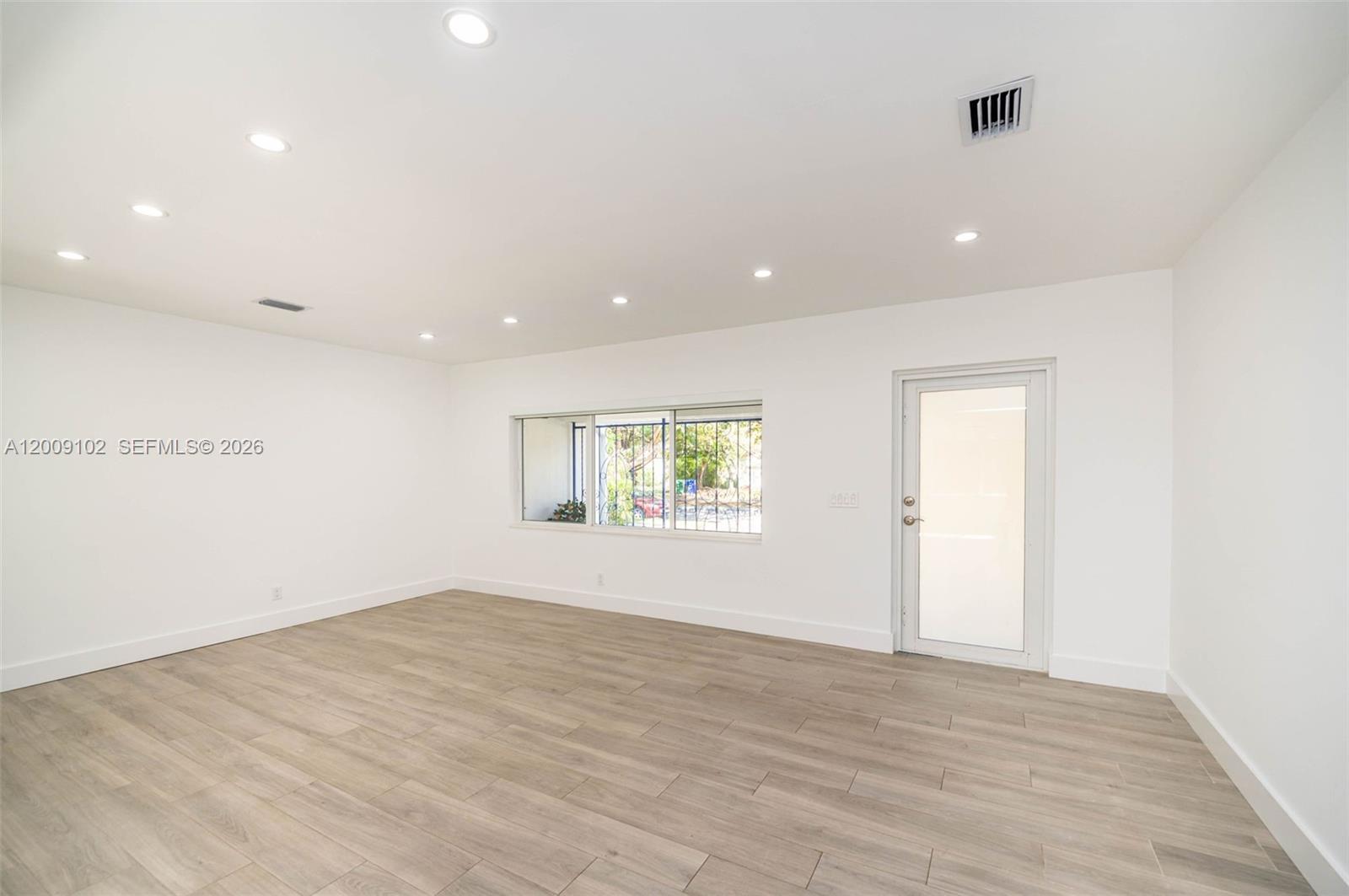 330 SW 27th Rd, Miami FL 33129 photo 5