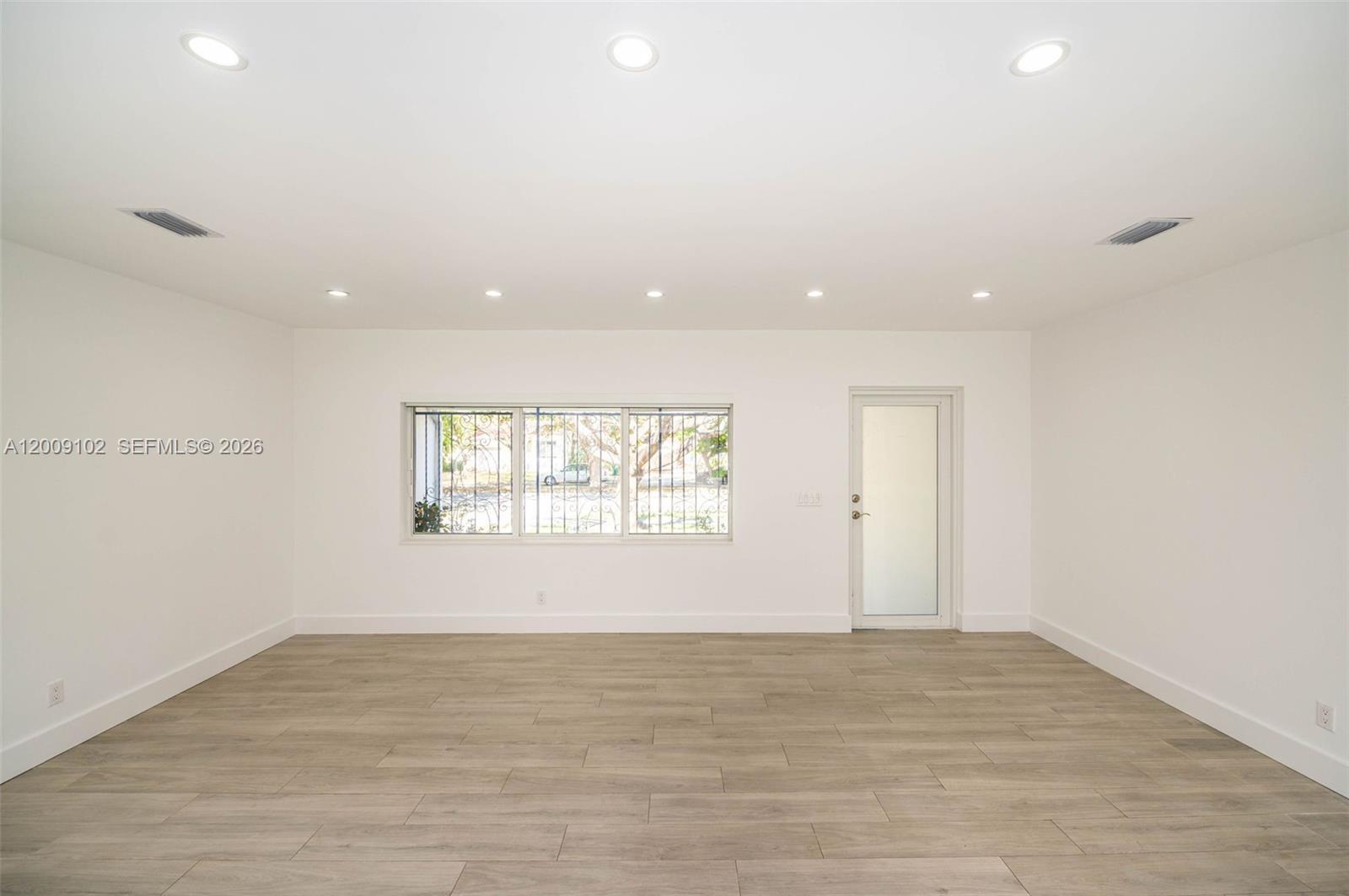 330 SW 27th Rd, Miami FL 33129 photo 4