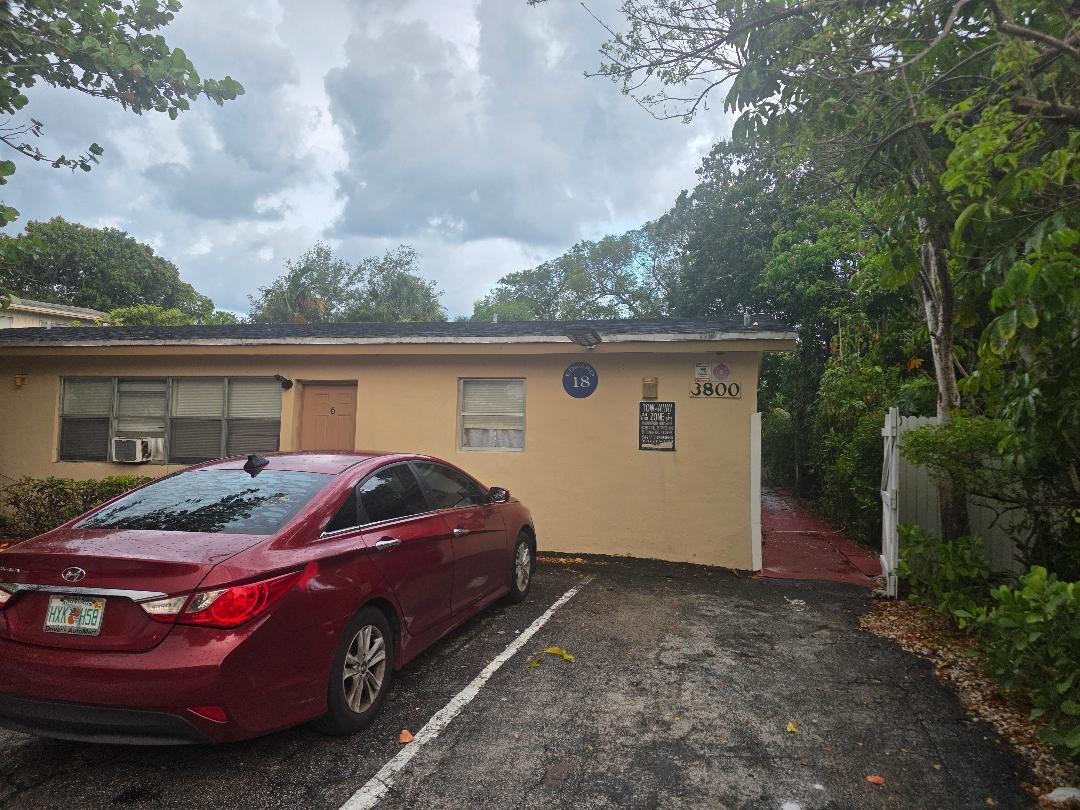 3800 SW 2nd Court # 6, Fort Lauderdale FL 33312 photo 2