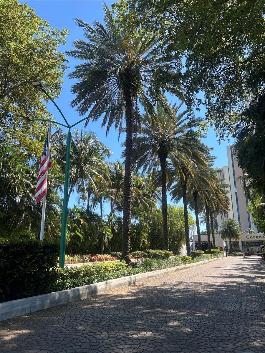 20301 W Country Club Dr # 1224, Aventura FL 33180 photo 3
