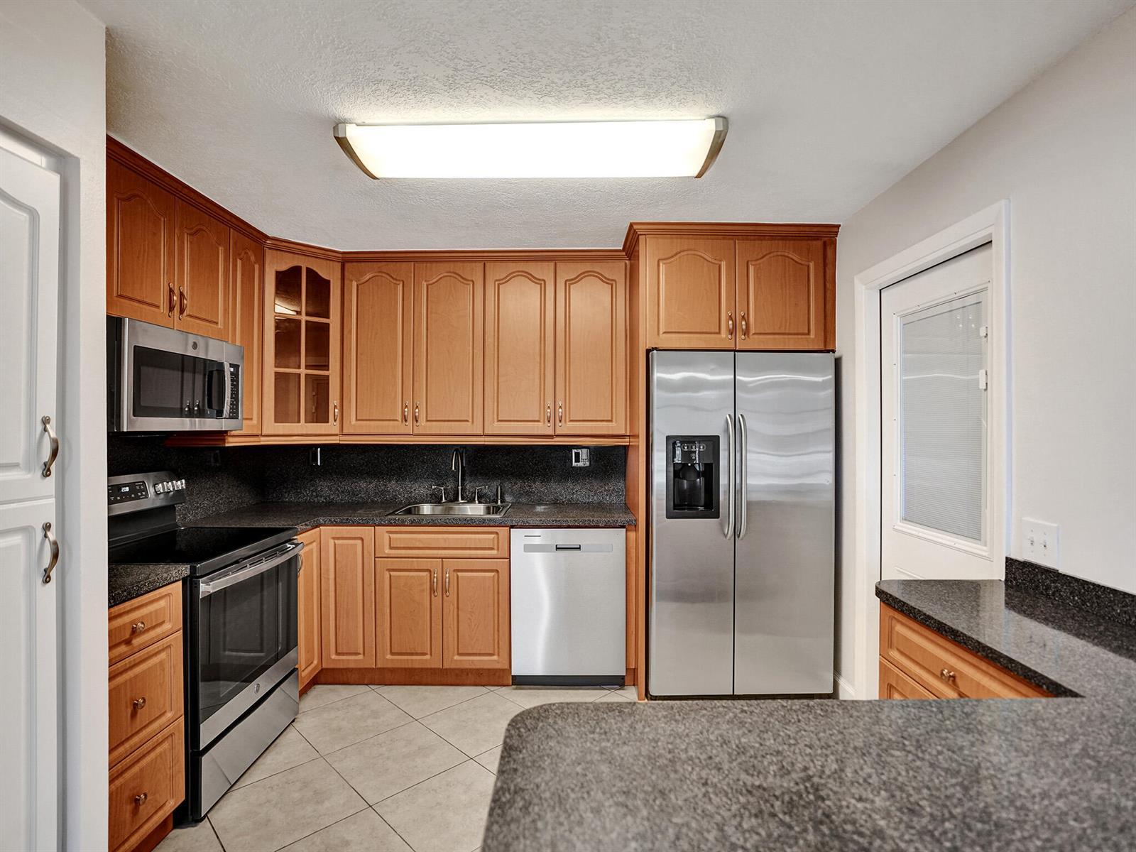 3747 E Valley Green Drive # 76, Davie FL 33328 photo 4