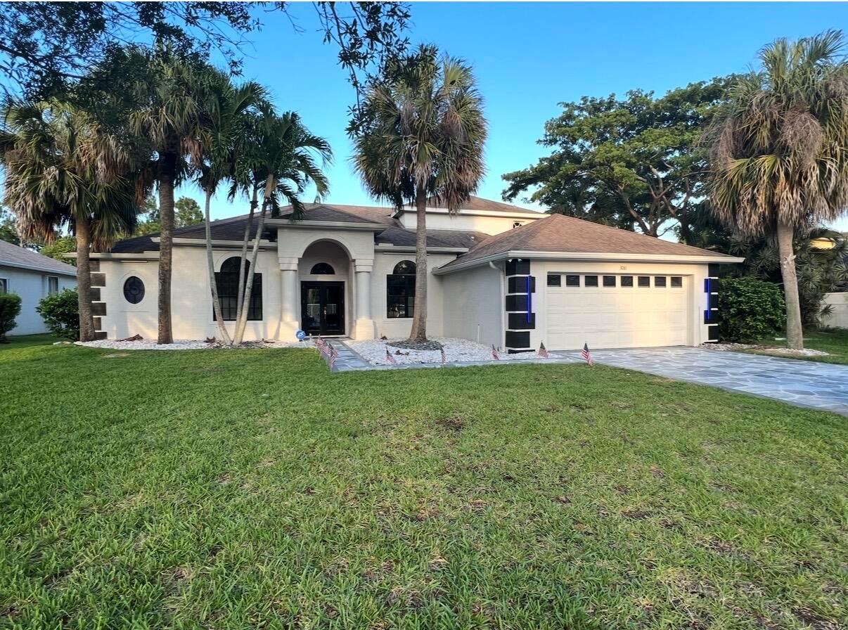 3081 NW Windemere Drive, Jensen Beach FL 34957 photo 2