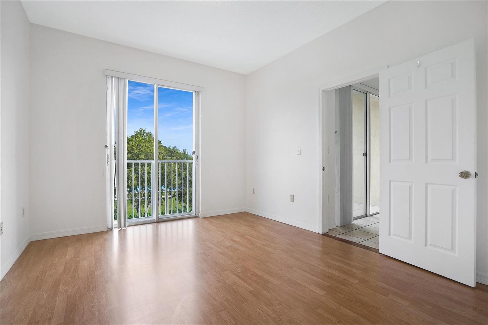 7085 Nova Drive # 319, Davie FL 33317 photo 4