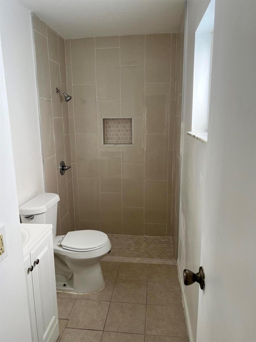 11421 NW 39th Place, Sunrise FL 33323 photo 5