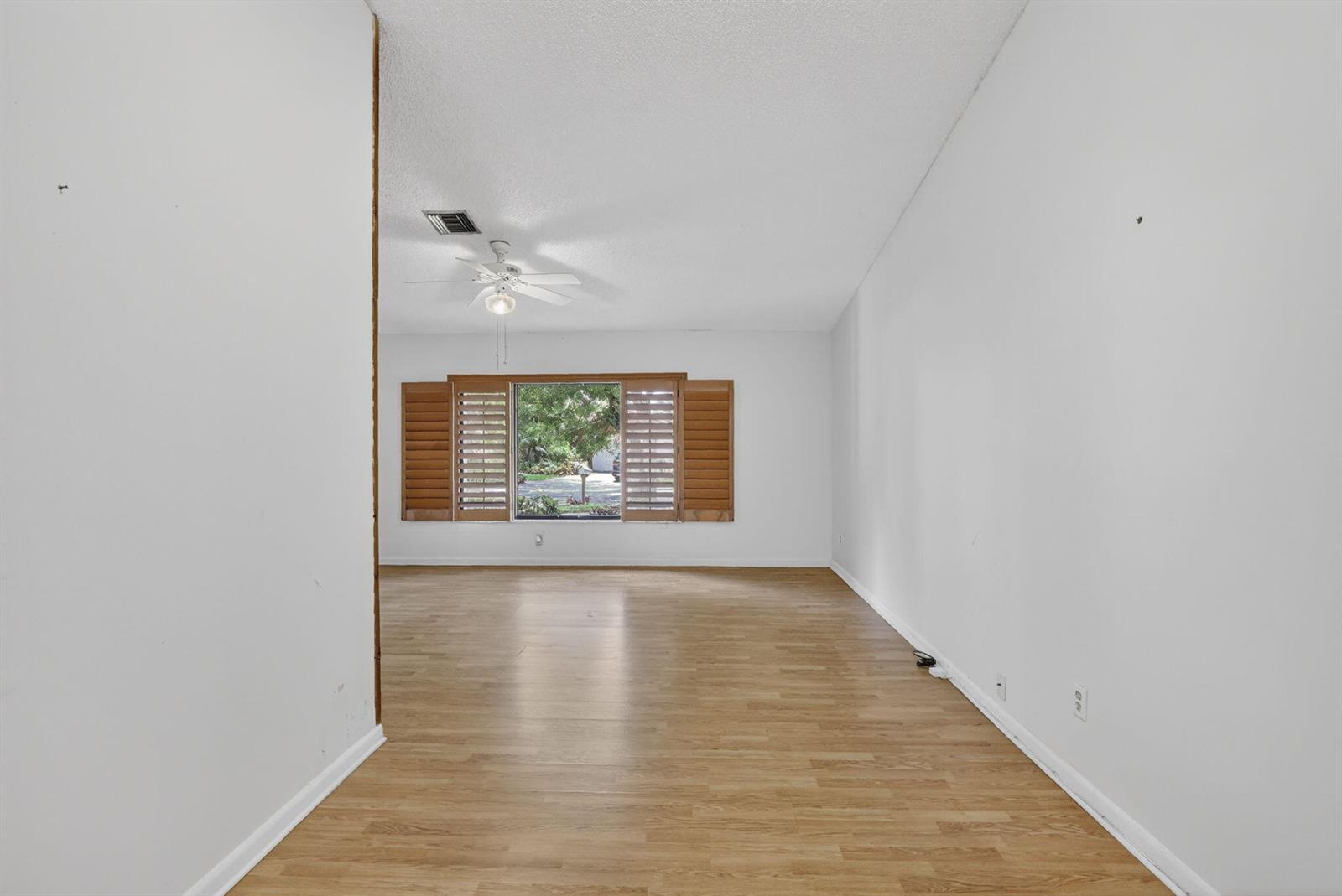 2551 NW 98th Terrace, Coral Springs FL 33065 photo 5