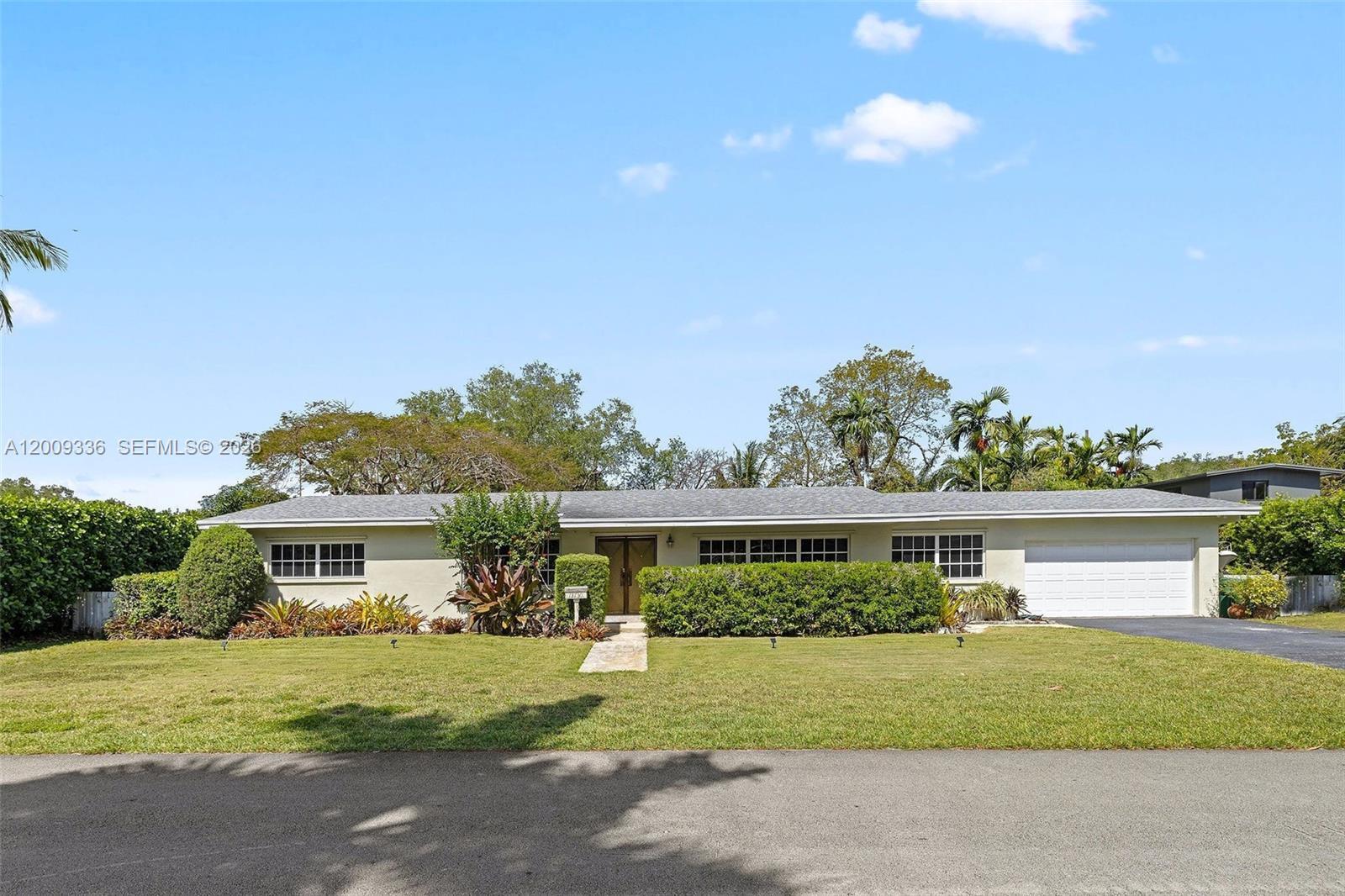 13730 SW 75th Ave, Palmetto Bay FL 33158