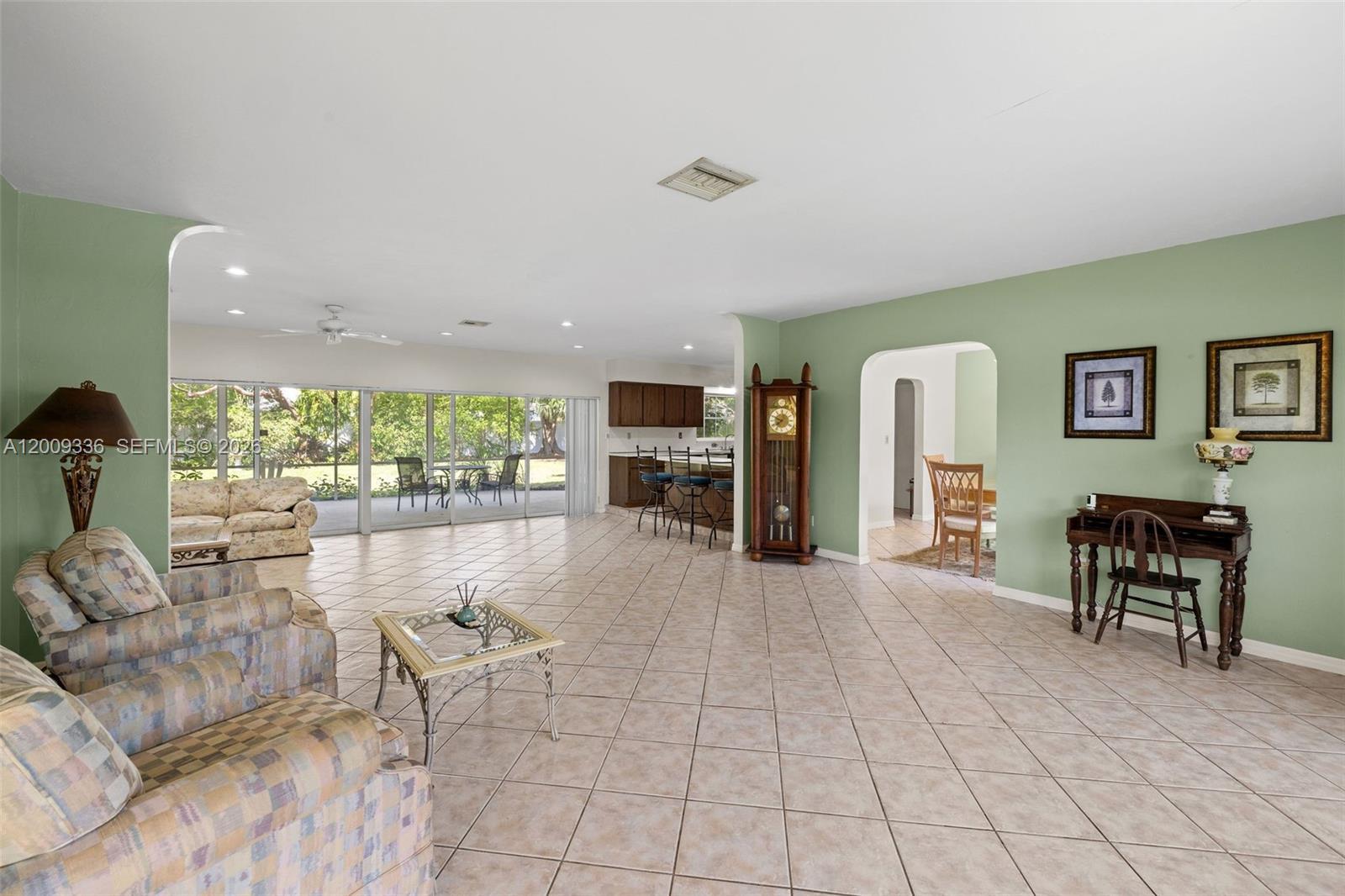 13730 SW 75th Ave, Palmetto Bay FL 33158 photo 5