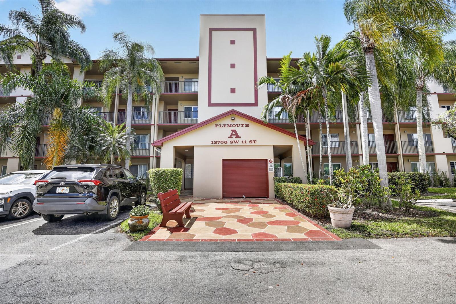 13700 SW 11th Street # 201a, Pembroke Pines FL 33027