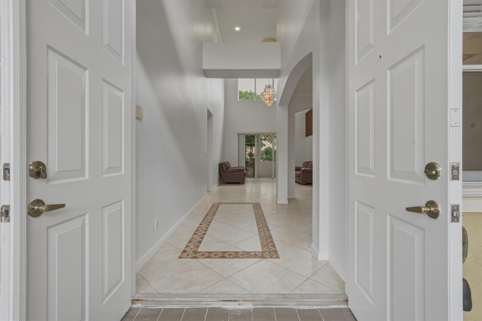 1510 SW 189th Terrace, Pembroke Pines FL 33029 photo 3