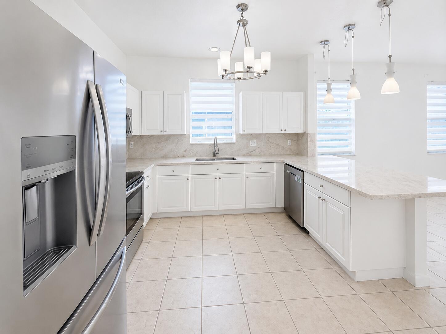 9002 SW 214th Lane, Cutler Bay FL 33189 photo 5