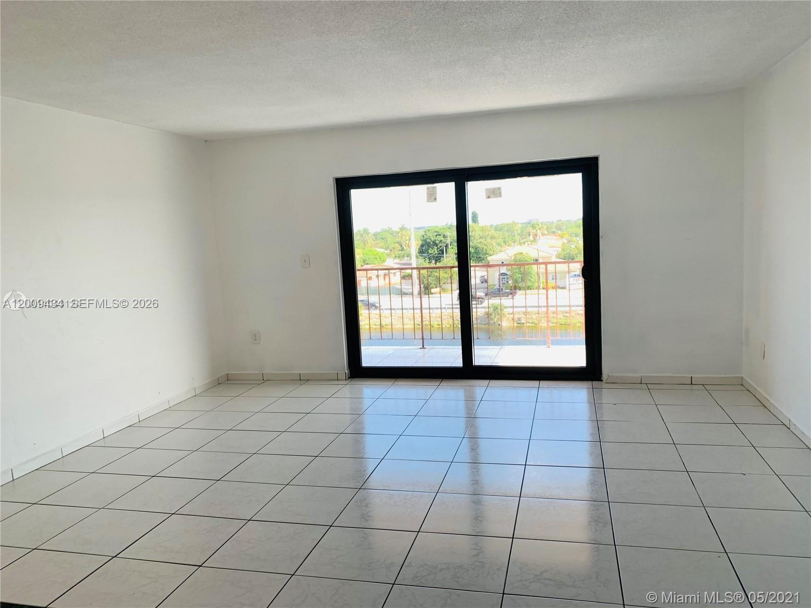 1325 W 68th St # 514, Hialeah FL 33014 photo 3