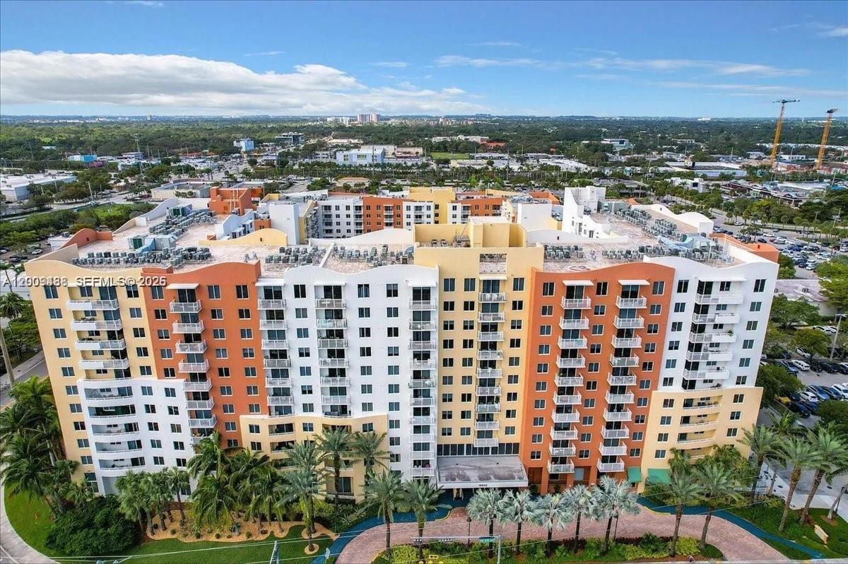 18800 NE 29th Ave # 302, Aventura FL 33180 photo 2