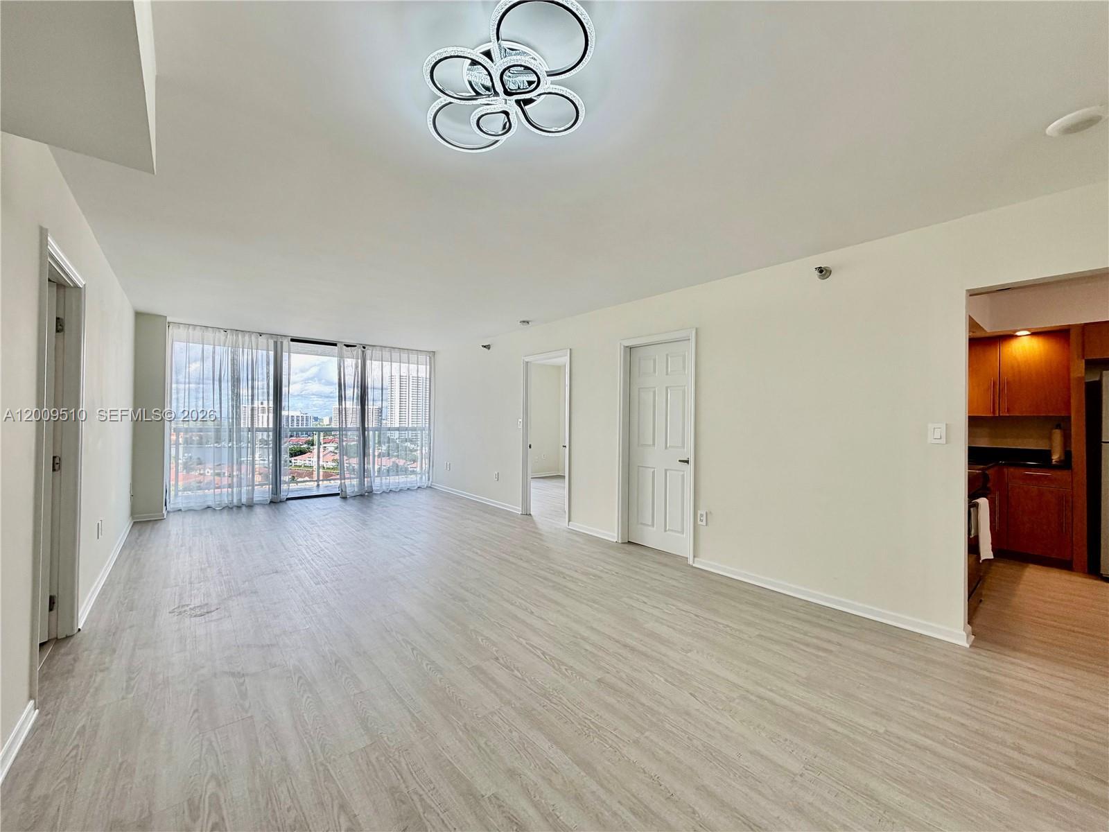 20515 E Country Club Dr # 1642, Aventura FL 33180 photo 5