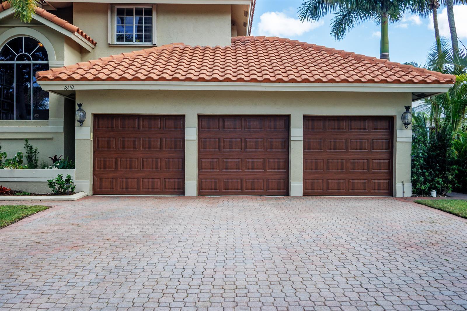 18142 NW 15th Court, Pembroke Pines FL 33029 photo 5
