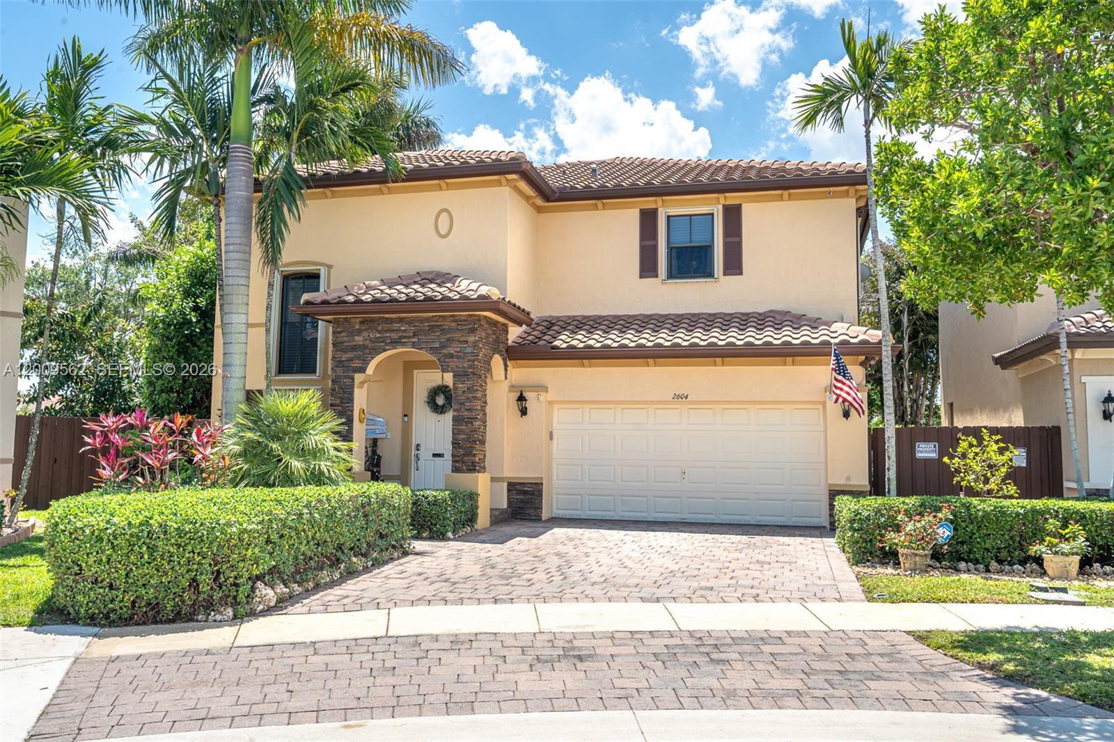 2604 NE 1st St, Homestead FL 33033 photo 2