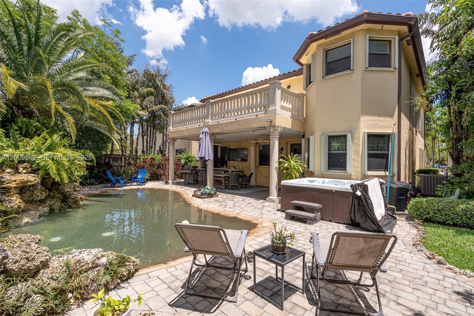 2604 NE 1st St, Homestead FL 33033
