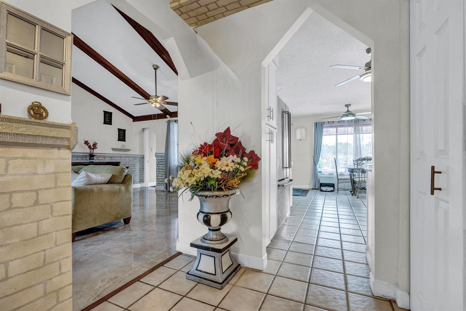 164 Meadowlark Drive, Royal Palm Beach FL 33411 photo 4