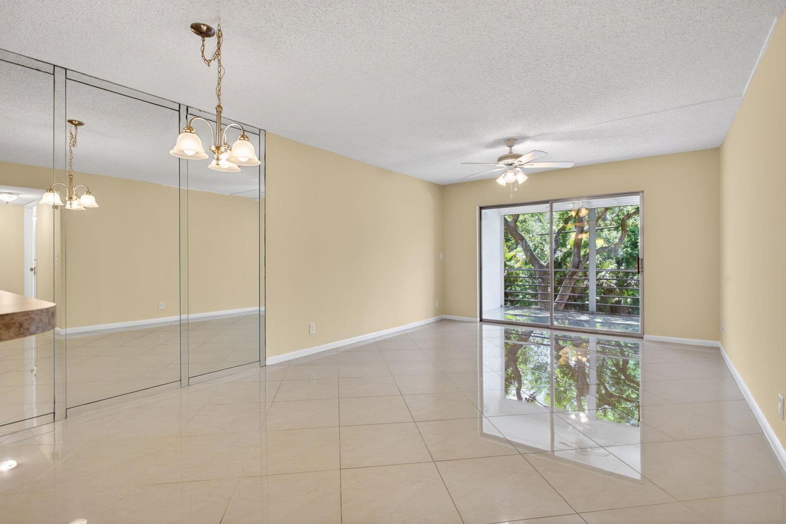 3060 Holiday Springs Boulevard # 201, Margate FL 33063 photo 3