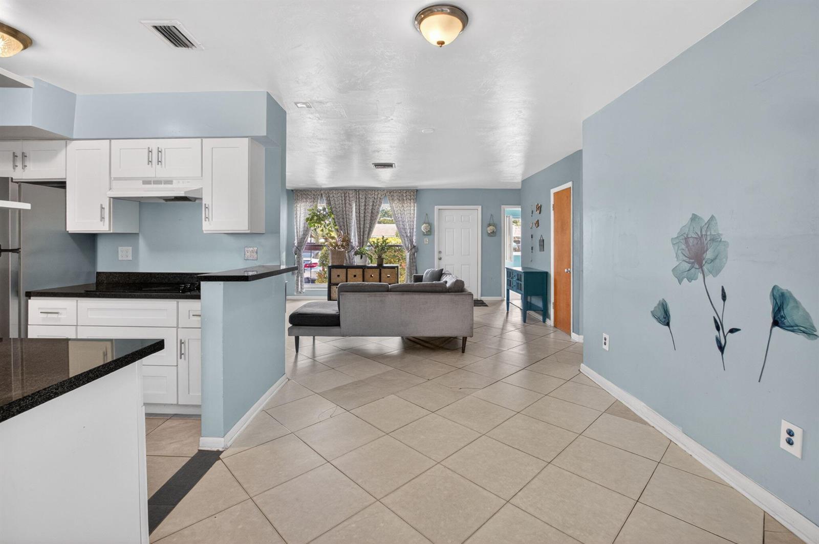 144 NW 9th Avenue, Delray Beach FL 33444 photo 4