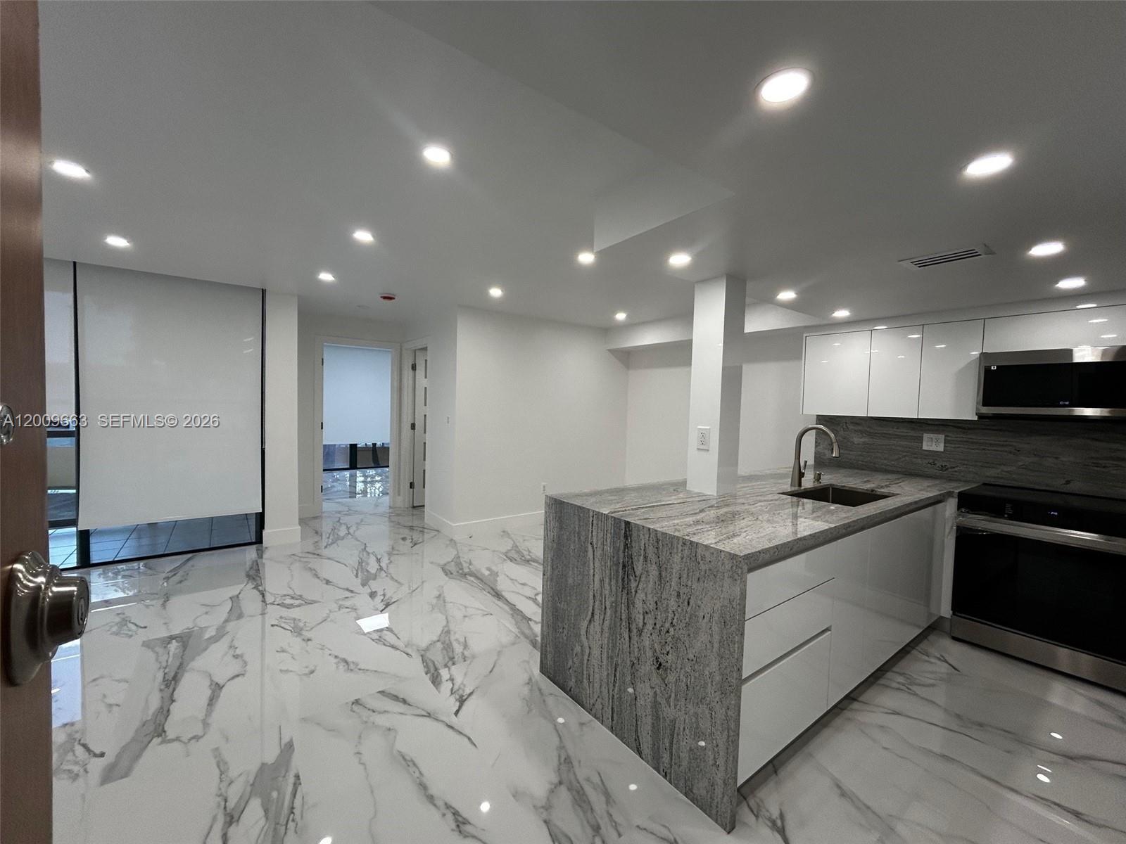 11790 SW 18th St # 3, Miami FL 33175