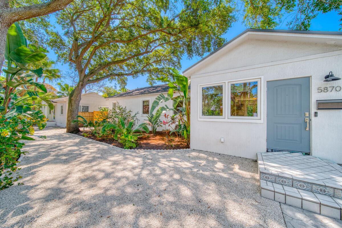 5870 SW 46th Terrace, Miami FL 33155 photo 3