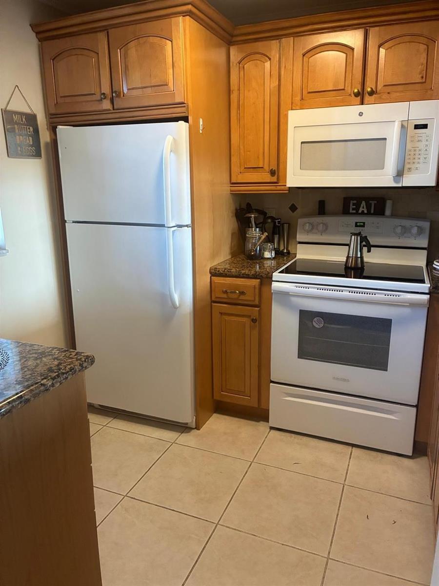 9230 Lagoon Place N # 408, Davie FL 33324 photo 5