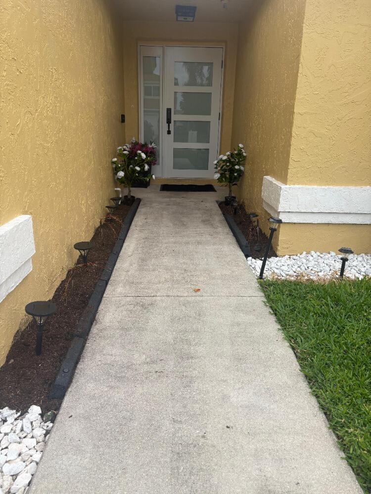 8520 Tourmaline Boulevard, Boynton Beach FL 33472 photo 2