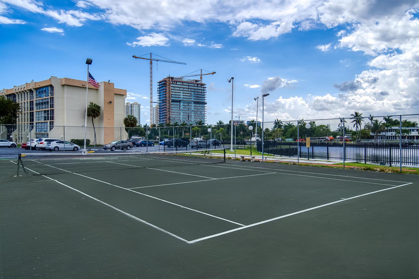 2000 Atlantic Shores Boulevard Apt 410, Hallandale Beach FL 33009 photo 5