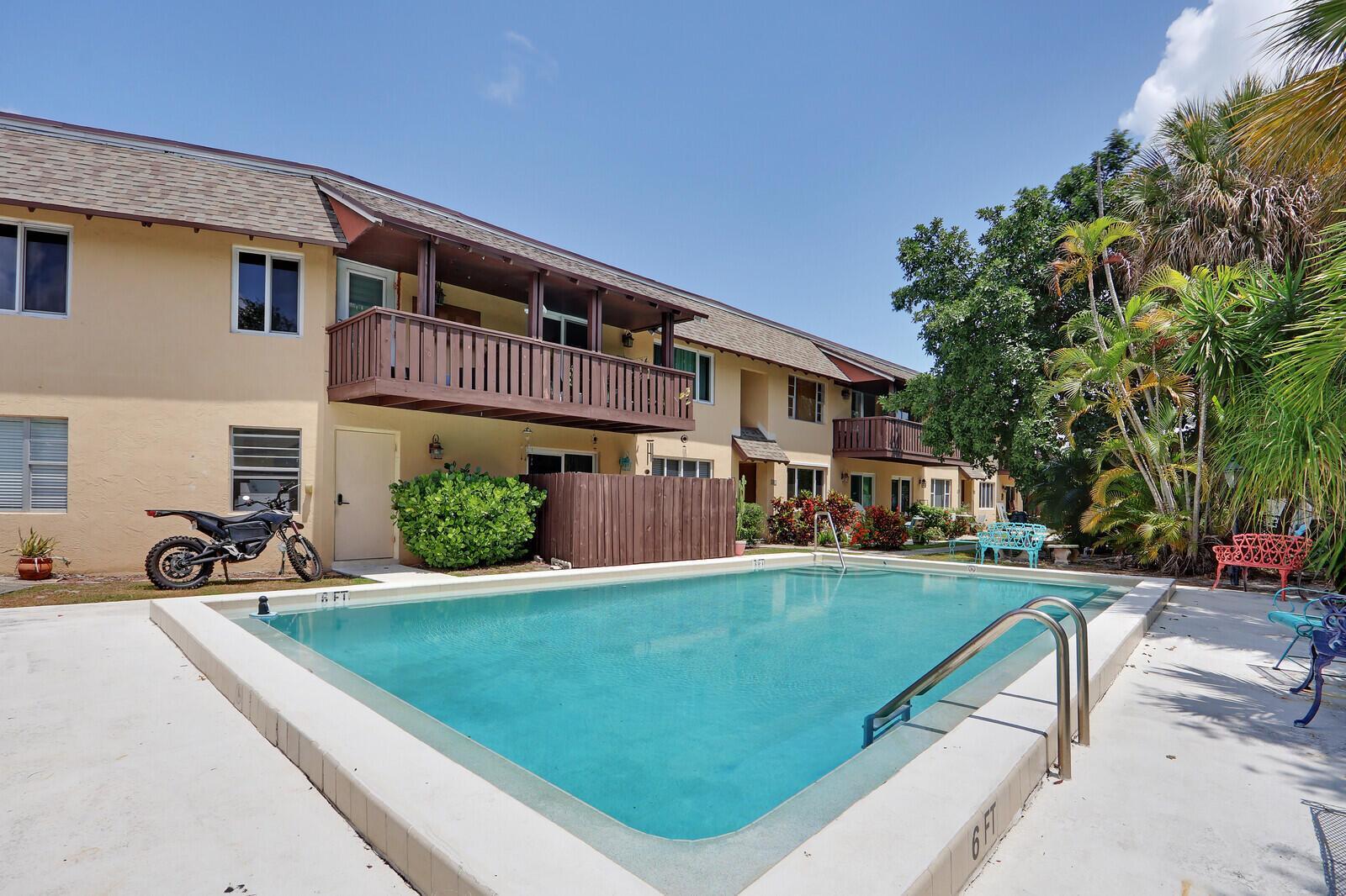 312 Southwind Drive # 208, North Palm Beach FL 33408