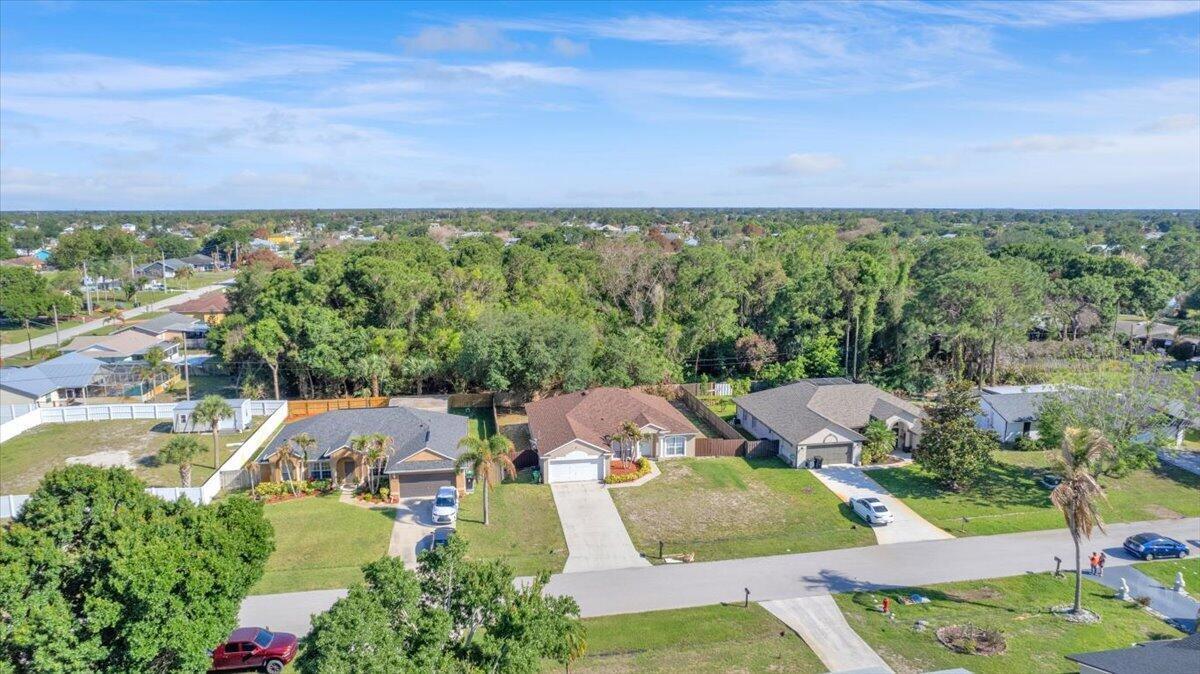 538 SW Comet Terrace, Port St. Lucie FL 34953 photo 3