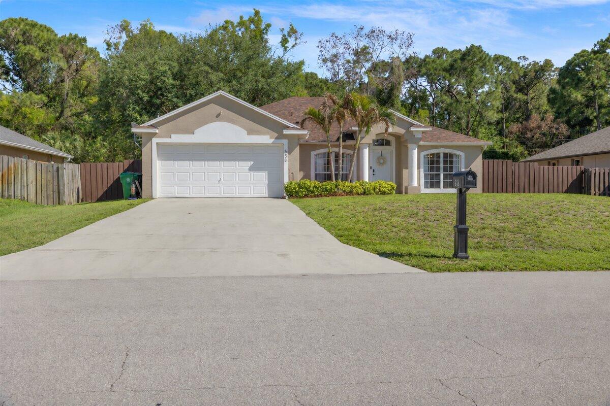538 SW Comet Terrace, Port St. Lucie FL 34953