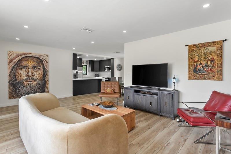1411 NE 41st Street, Oakland Park FL 33334 photo 4