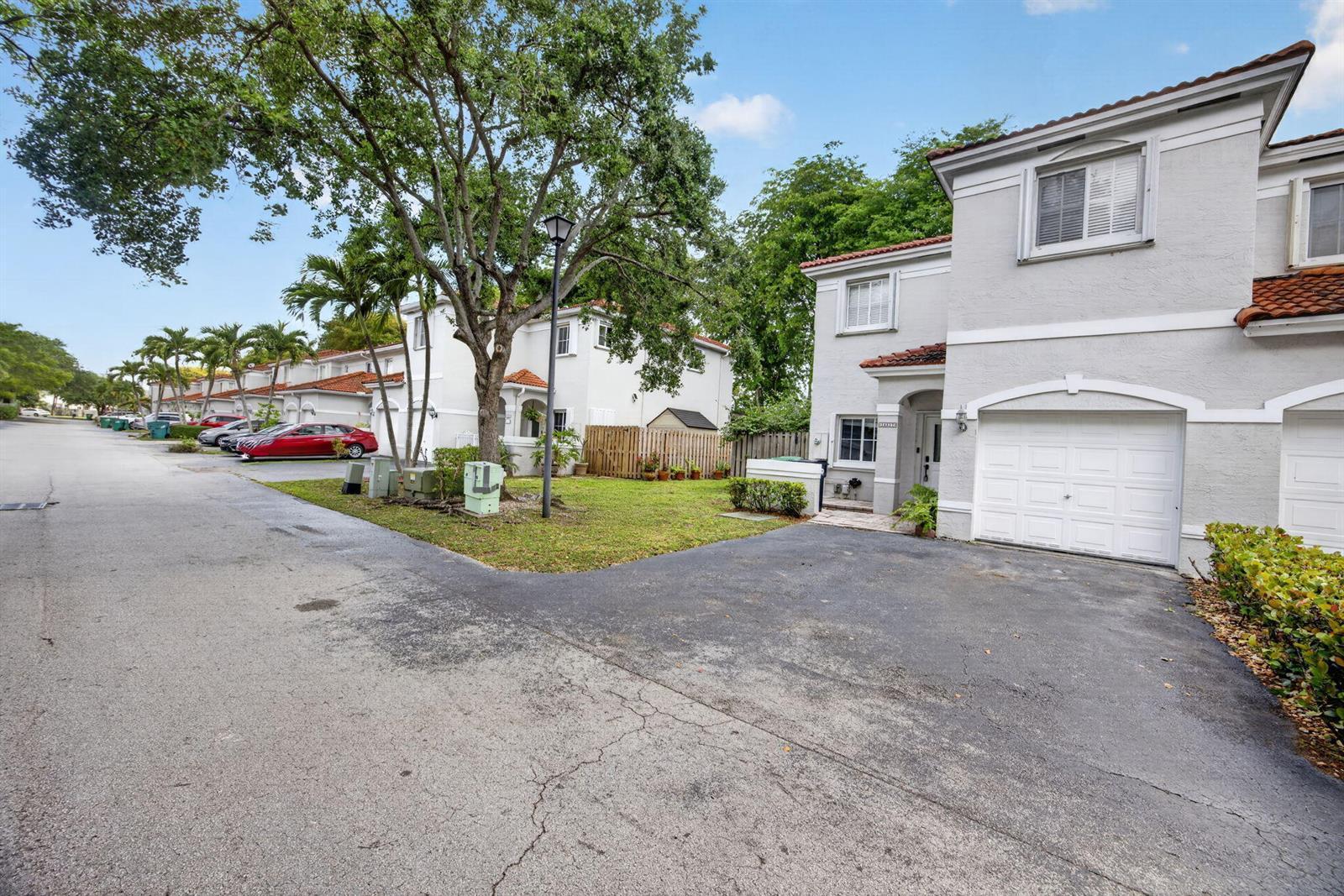 14317 SW 125th Court, Miami FL 33186 photo 2