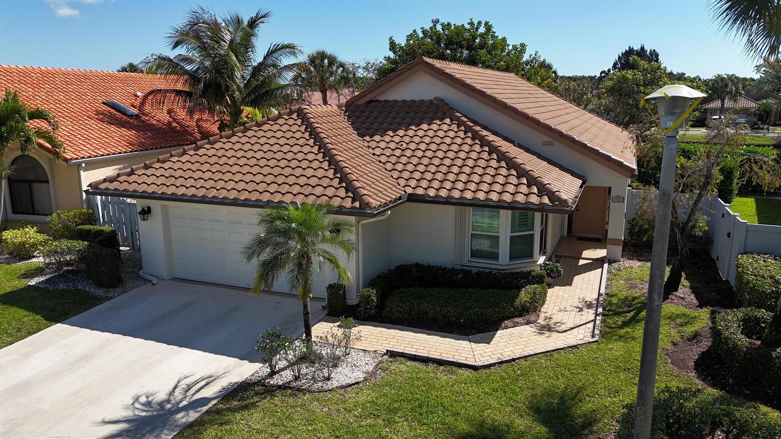 186 Citrus Trail Circle, Boynton Beach FL 33436 photo 2