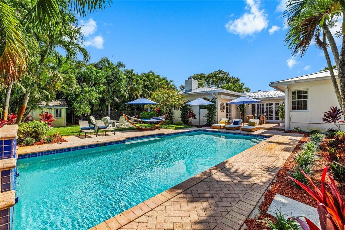 302 NW 11th Street, Delray Beach FL 33444 photo 2