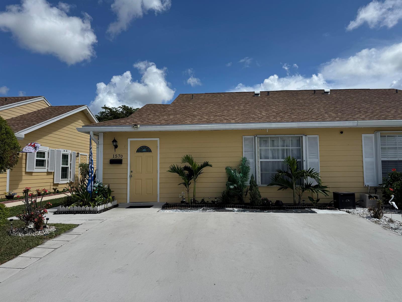 1570 Royal Forest Court, West Palm Beach FL 33406 photo 3