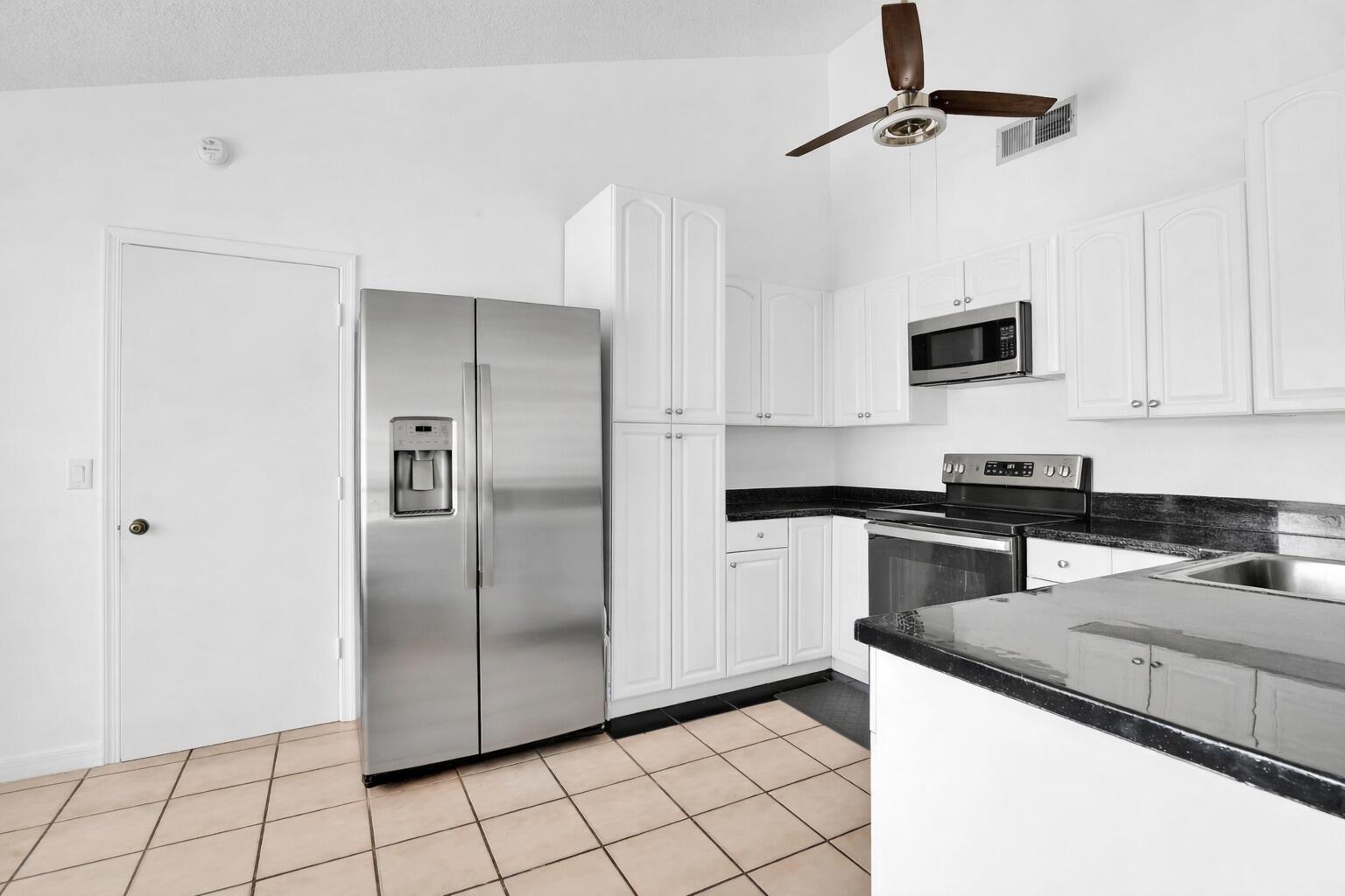 5048 Silver Maple Lane, Boynton Beach FL 33472 photo 5