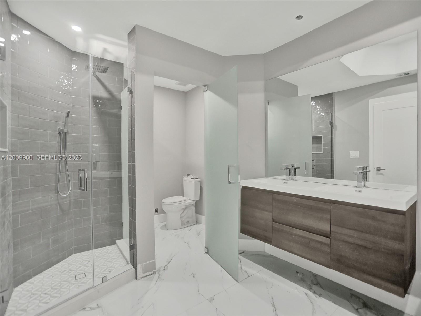 3900 Island Blvd # B408, Aventura FL 33160 photo 5