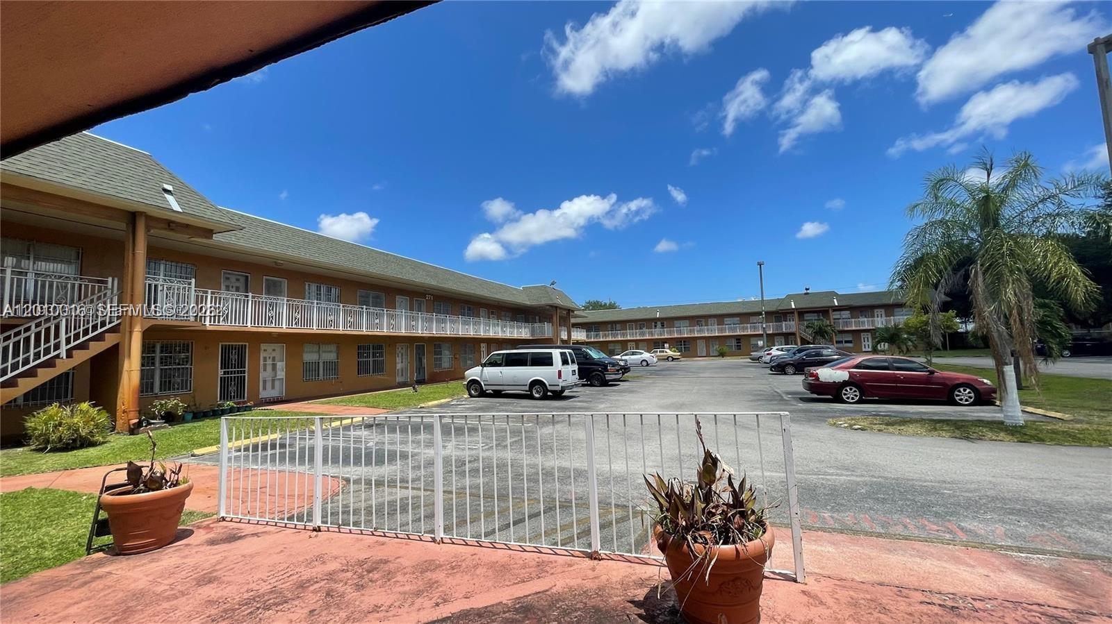 271 NW 177th  St # 104, Miami Gardens FL 33169 photo 3