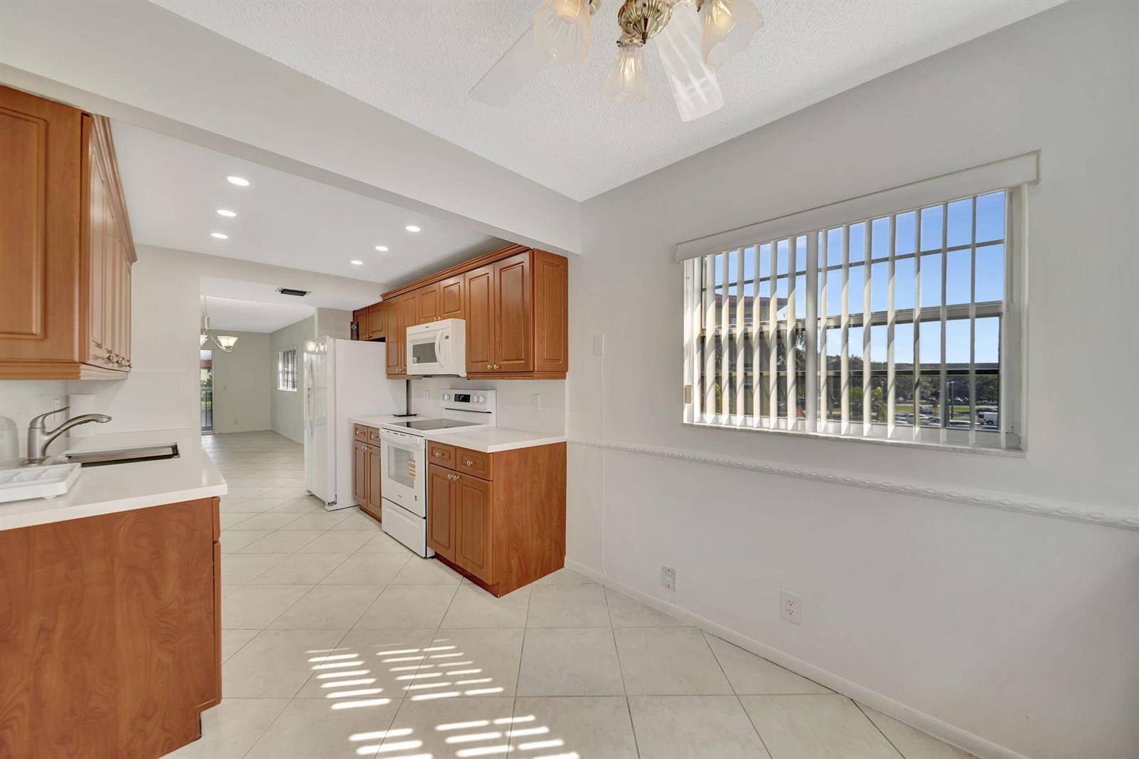 13001 SW 15th Court # 312t, Pembroke Pines FL 33027 photo 4