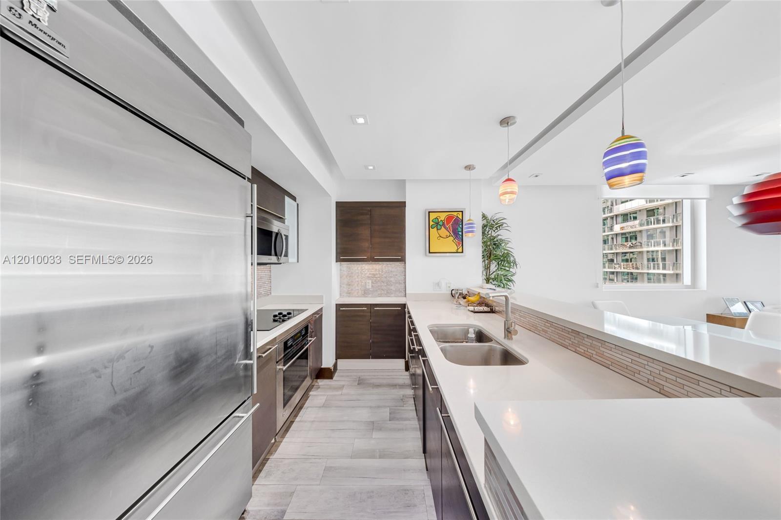 500 Brickell Ave # 3707, Miami FL 33131 photo 2