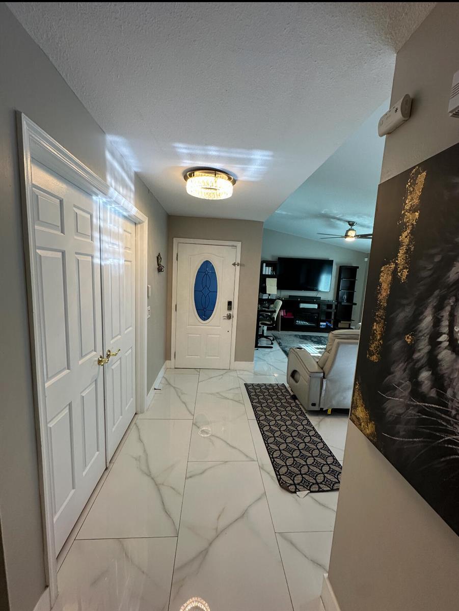 605 Toxaway Drive, West Palm Beach FL 33413 photo 3
