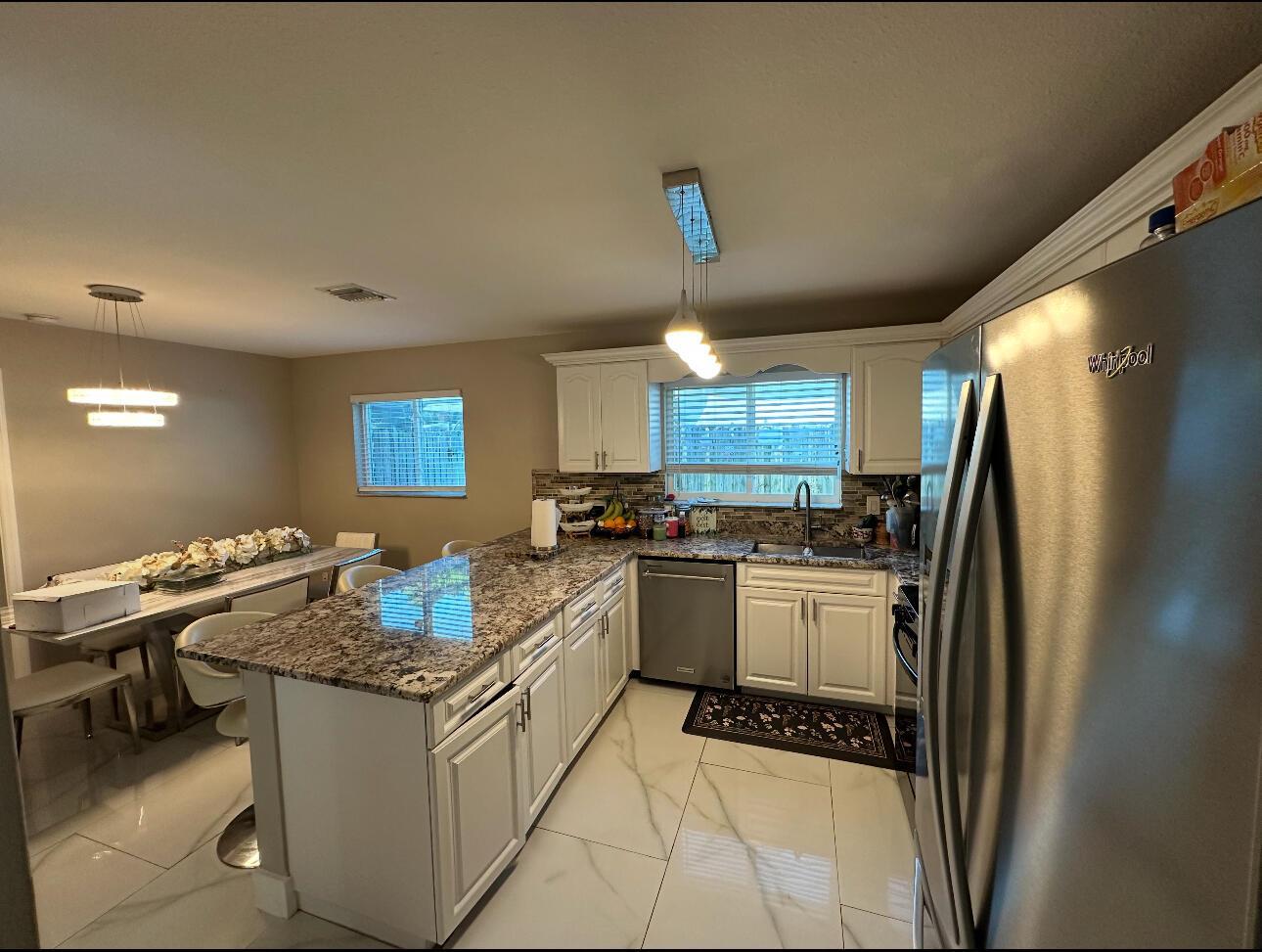 605 Toxaway Drive, West Palm Beach FL 33413 photo 4