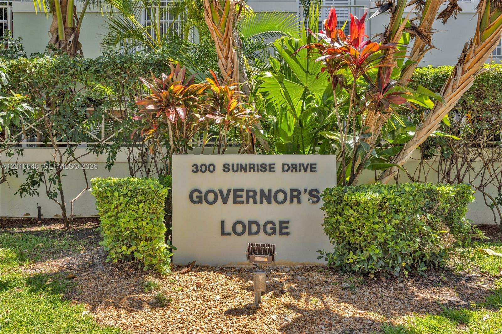 300 Sunrise Dr # 1B, Key Biscayne FL 33149 photo 2