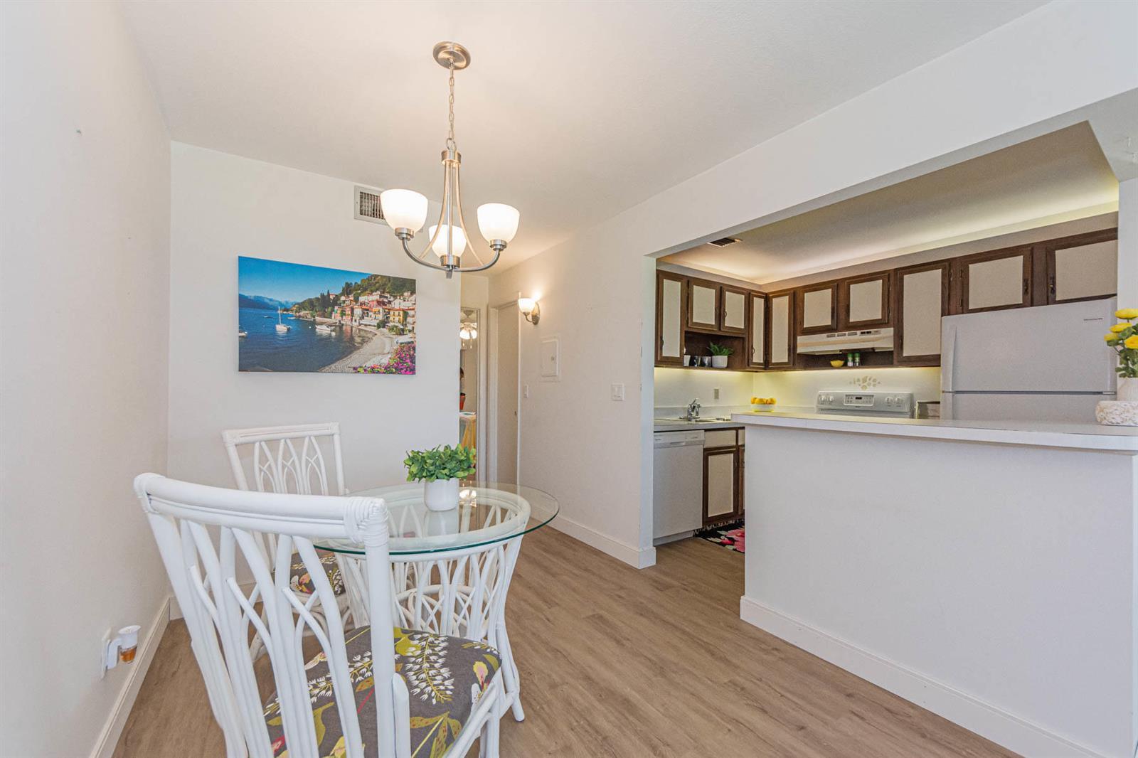60 Woodland Drive # 204, Vero Beach FL 32962 photo 5