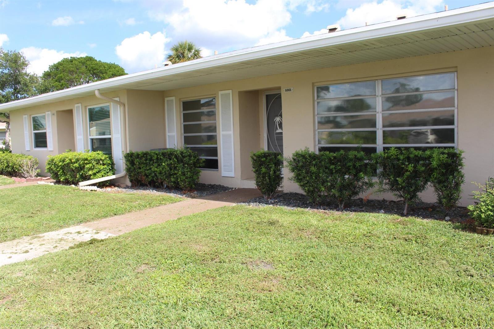 8861 Bella Vista Drive, Boca Raton FL 33433 photo 2