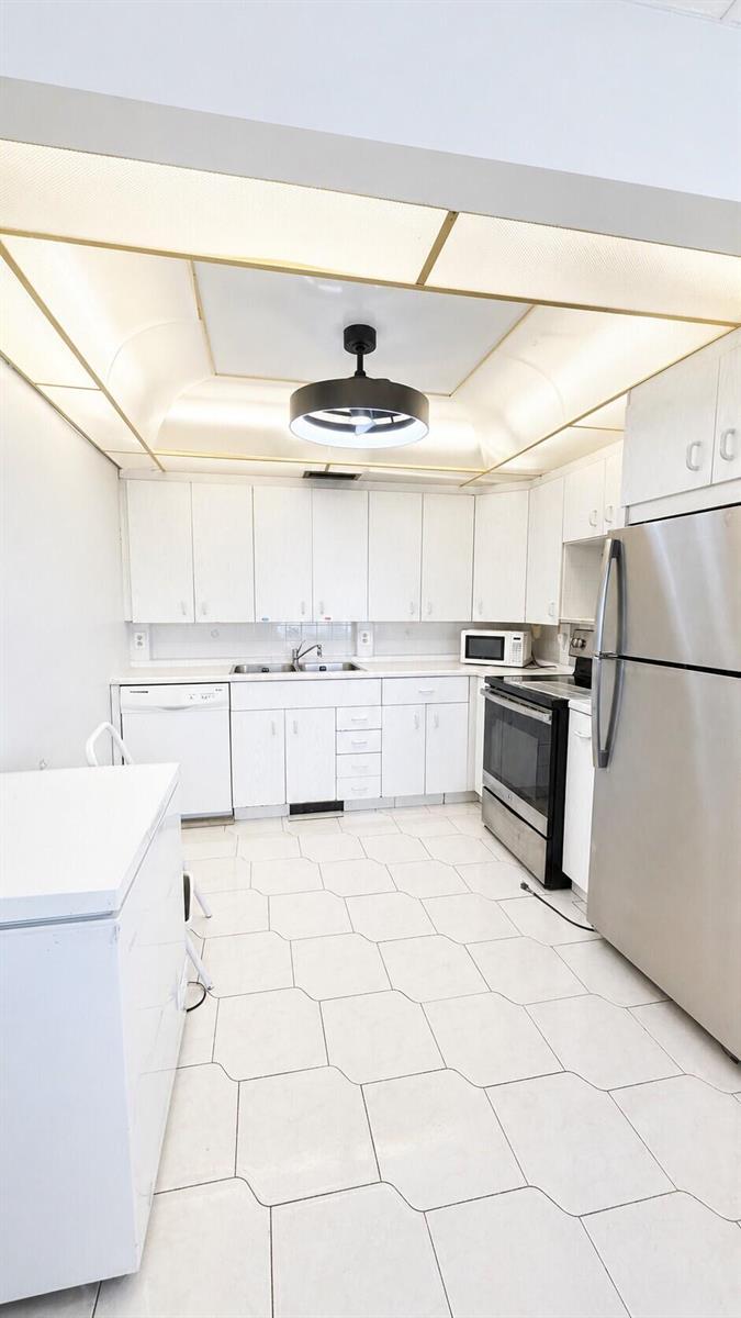 4024 Wolverton B, Boca Raton FL 33434 photo 3