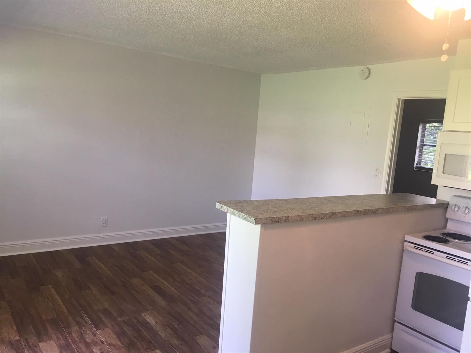 5156 NE 6th Avenue # 203, Oakland Park FL 33334 photo 5