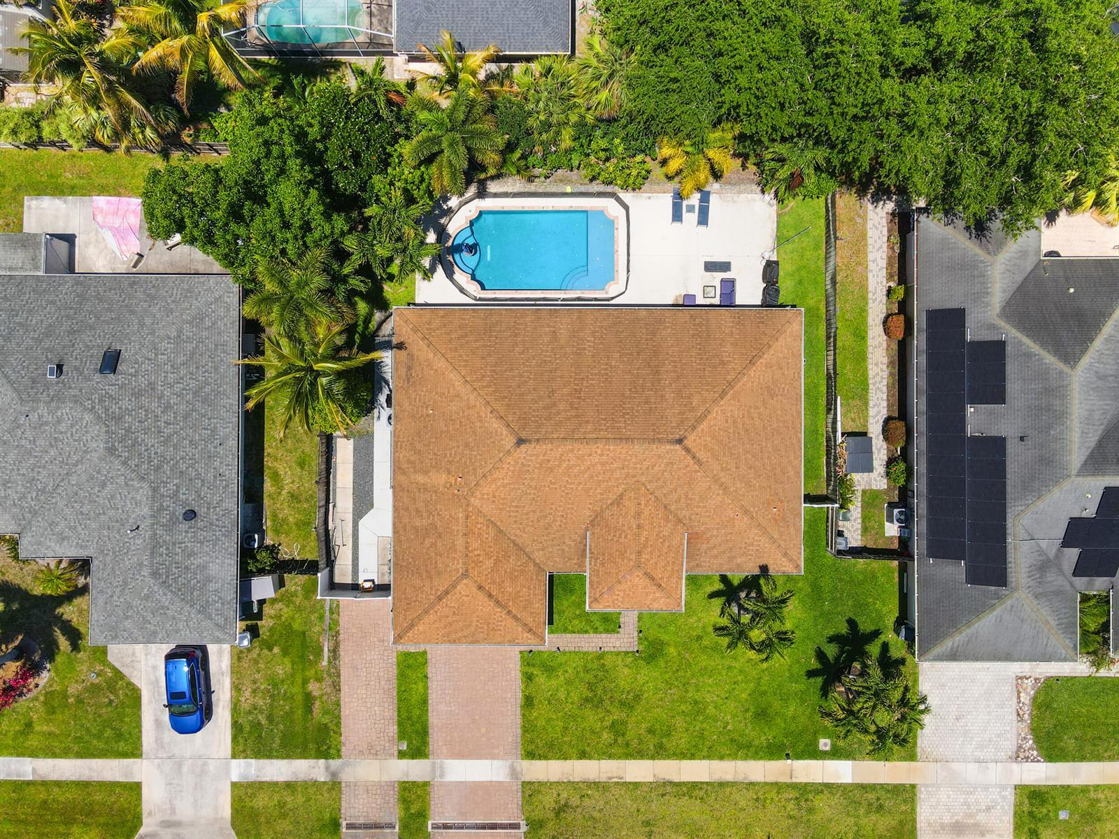 13885 Sheffield Street, Wellington FL 33414 photo 2